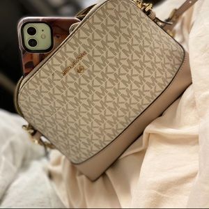 Michael Kors Crossbody bag